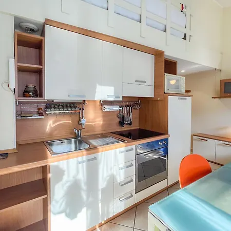 Διαμέρισμα Barralis Hyper Center 3 Pers Wifi Ac